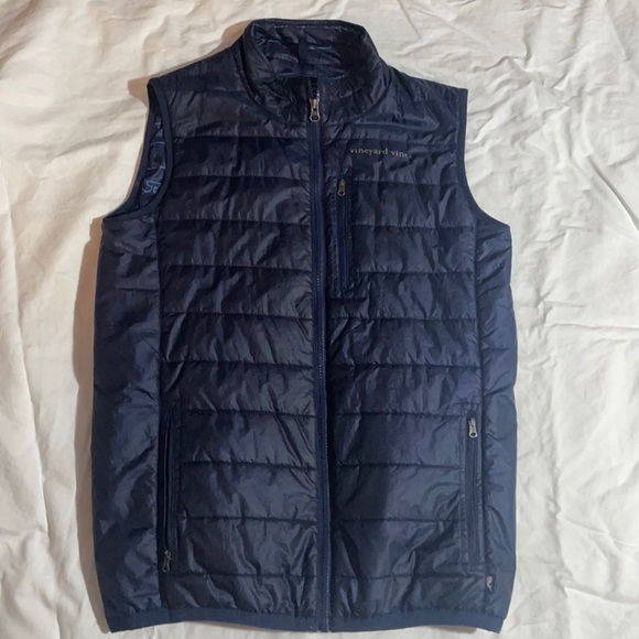 Vineyard Vines Vest - Picture 1 of 3